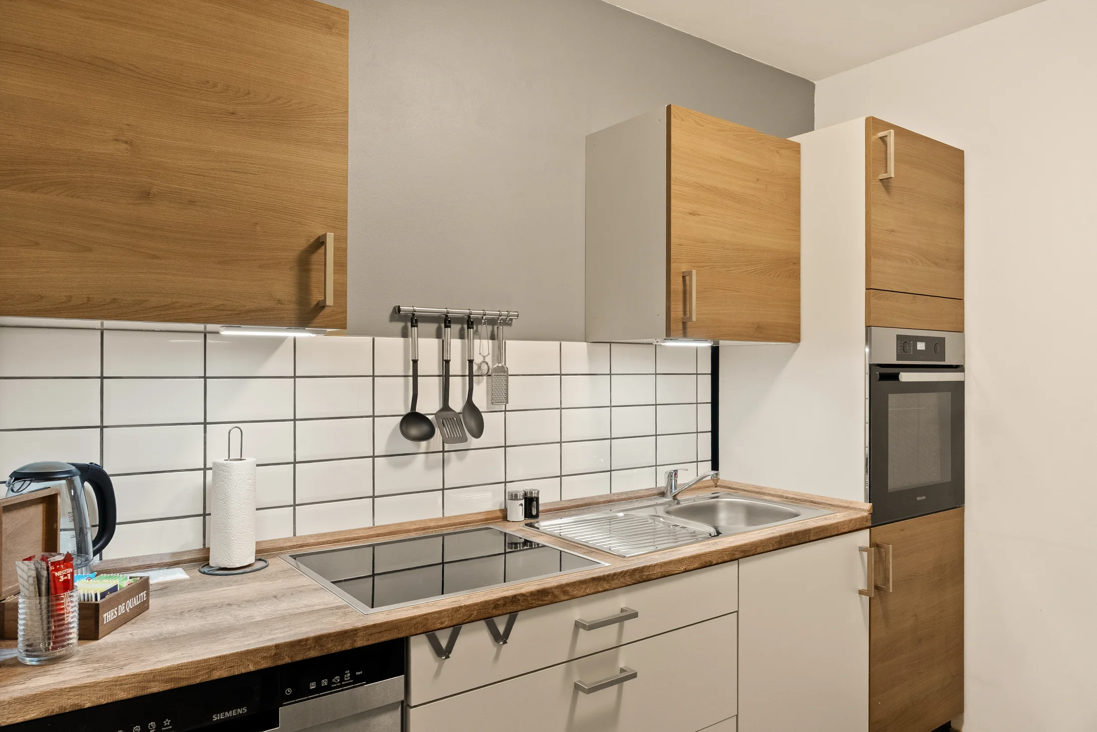 Voll ausgestattete Küche der Ferienwohnung